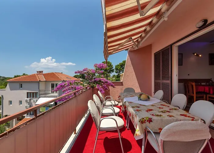 Apartment Big Balcony Bugenvilija *